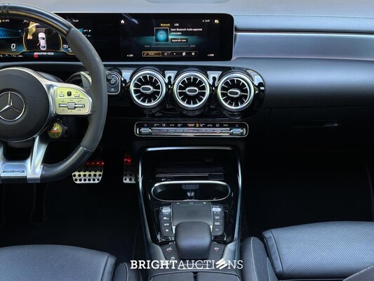 Mercedes-Benz CLA45s 4Matic+ Premium Plus CLA-klasse 421pk 2020, NL-Kenteken