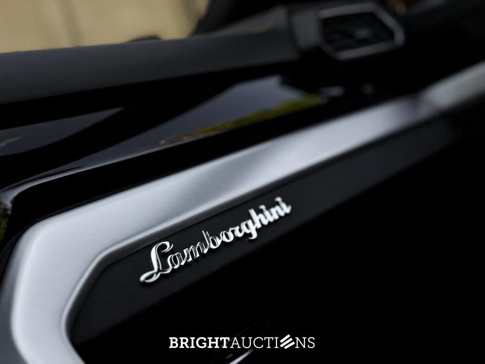 Lamborghini Urus 4.0 V8 650pk 2019 (Origineel-NL), NL-Kenteken