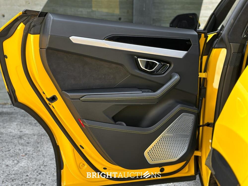 Lamborghini Urus 4.0 V8 650pk 2019 (Origineel-NL), NL-Kenteken