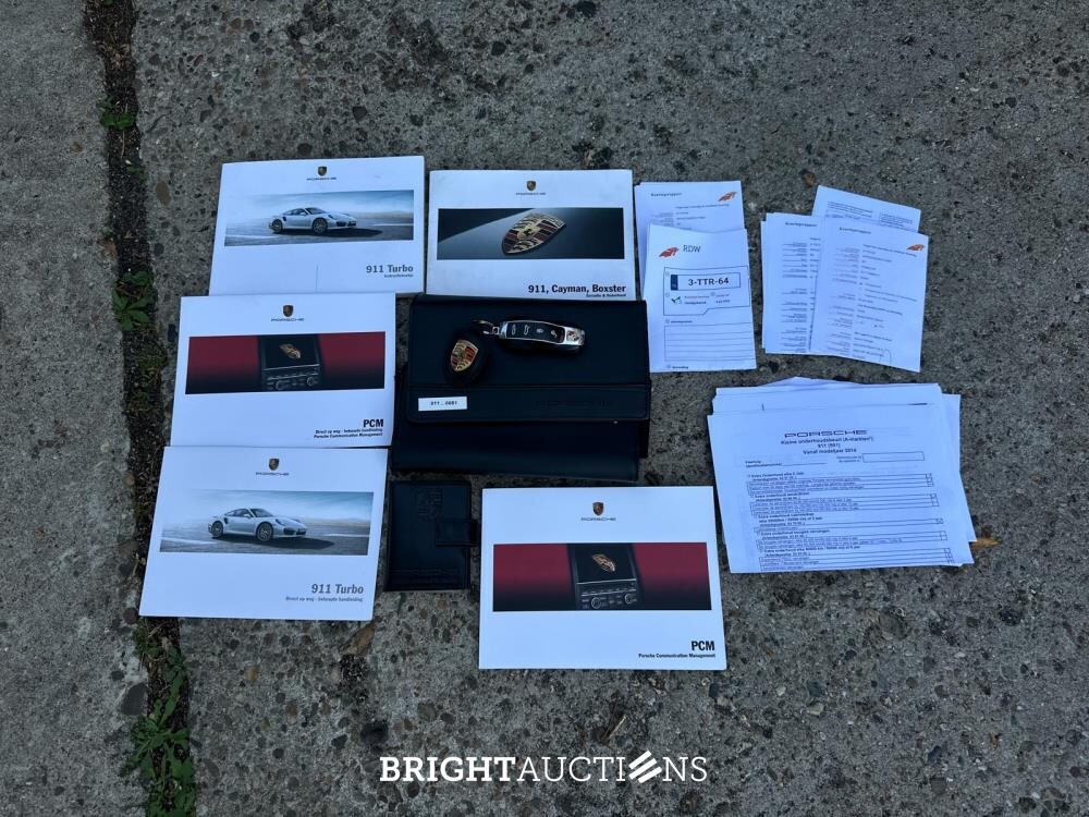 Porsche 911 Turbo S Cabriolet 991 3.8 6-cilinder Cabrio 560pk 2014 (Origineel-NL), NL-kenteken