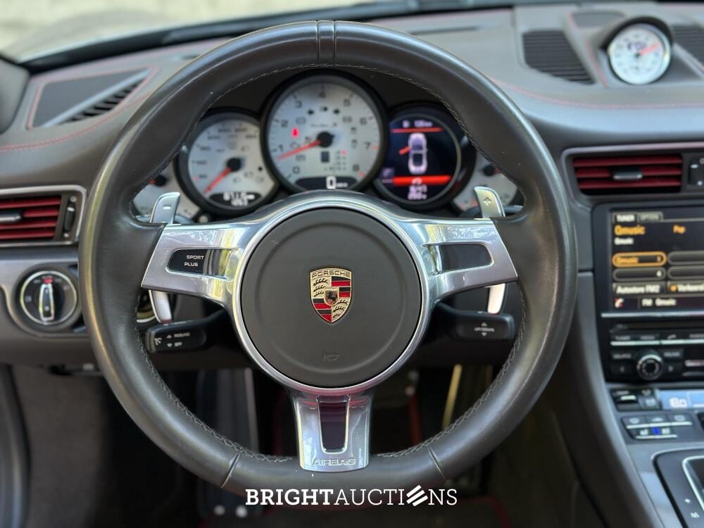 Porsche 911 Turbo S Cabriolet 991 3.8 6-cilinder Cabrio 560pk 2014 (Origineel-NL), NL-kenteken