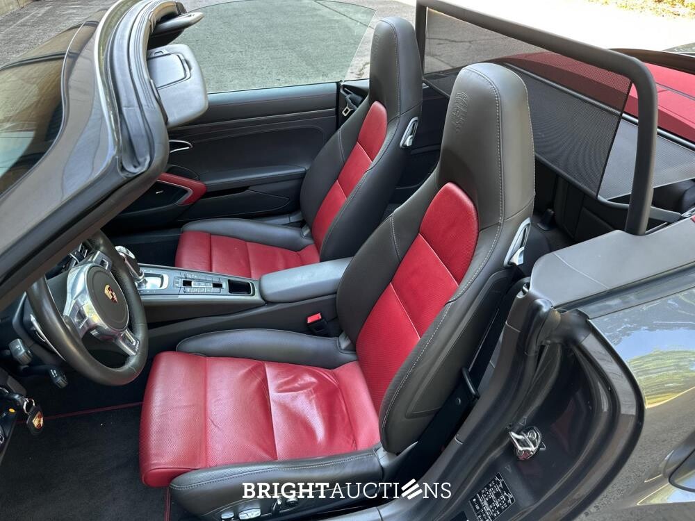 Porsche 911 Turbo S Cabriolet 991 3.8 6-cilinder Cabrio 560pk 2014 (Origineel-NL), NL-kenteken
