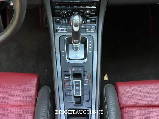 Porsche 911 Turbo S Cabriolet 991 3.8 6-cilinder Cabrio 560pk 2014 (Origineel-NL), NL-kenteken