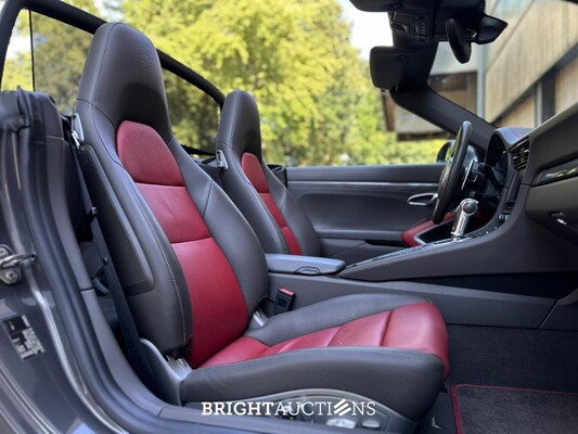 Porsche 911 Turbo S Cabriolet 991 3.8 6-cilinder Cabrio 560pk 2014 (Origineel-NL), NL-kenteken