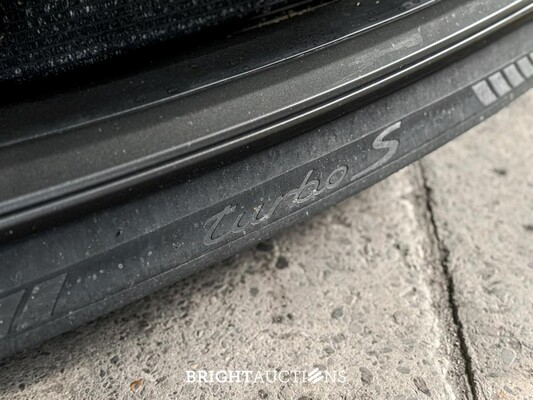 Porsche 911 Turbo S Cabriolet 991 3.8 6-cilinder Cabrio 560pk 2014 (Origineel-NL), NL-kenteken