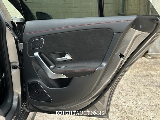 Mercedes-Benz CLA45 AMG Shooting Brake 4MATIC+ Premium Plus CLA-klasse 387pk 2022 (BTW 21%), NL-Kenteken