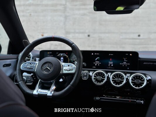 Mercedes-Benz CLA45 AMG Shooting Brake 4MATIC+ Premium Plus CLA-klasse 387pk 2022 (BTW 21%), NL-Kenteken