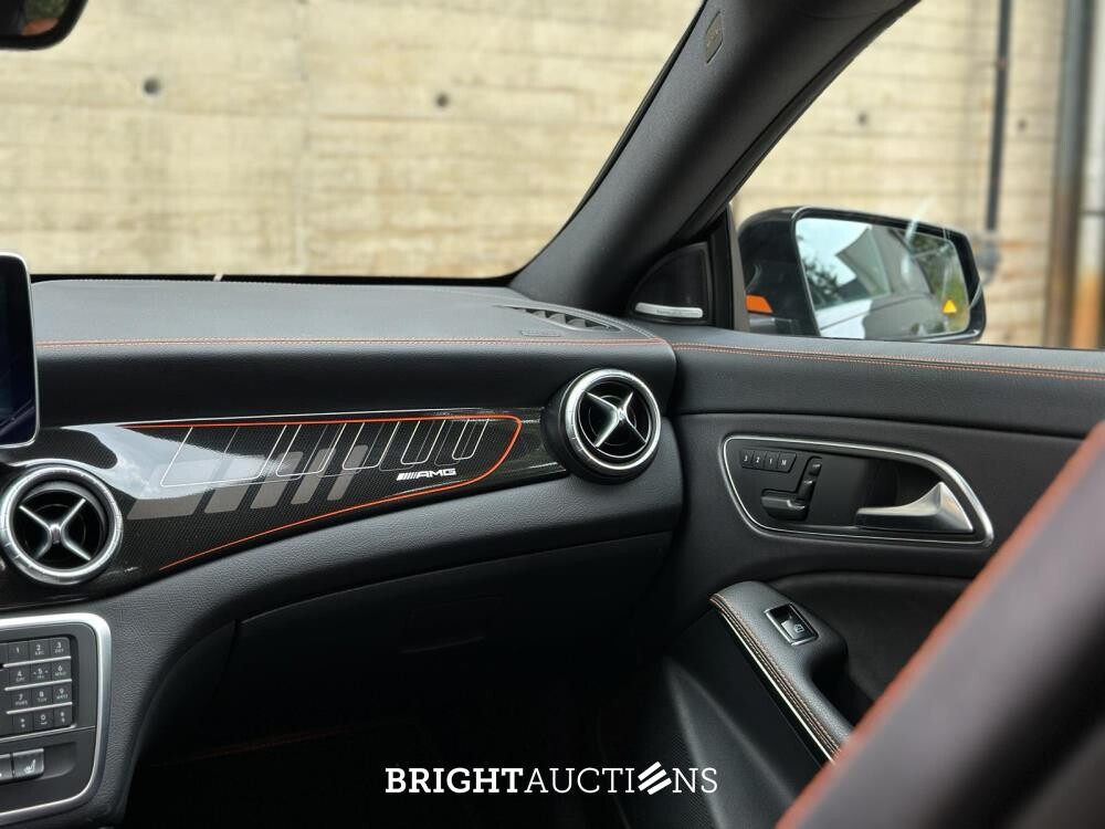 Mercedes-Benz CLA45 4Matic OrangeArt Edition CLA-klasse 360pk 2015, NL-Kenteken