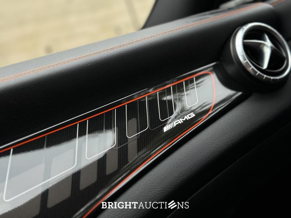 Mercedes-Benz CLA45 4Matic OrangeArt Edition CLA-klasse 360pk 2015, NL-Kenteken