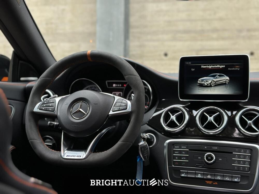 Mercedes-Benz CLA45 4Matic OrangeArt Edition CLA-klasse 360pk 2015, NL-Kenteken