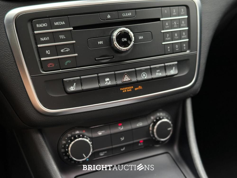 Mercedes-Benz CLA45 4Matic OrangeArt Edition CLA-klasse 360pk 2015, NL-Kenteken