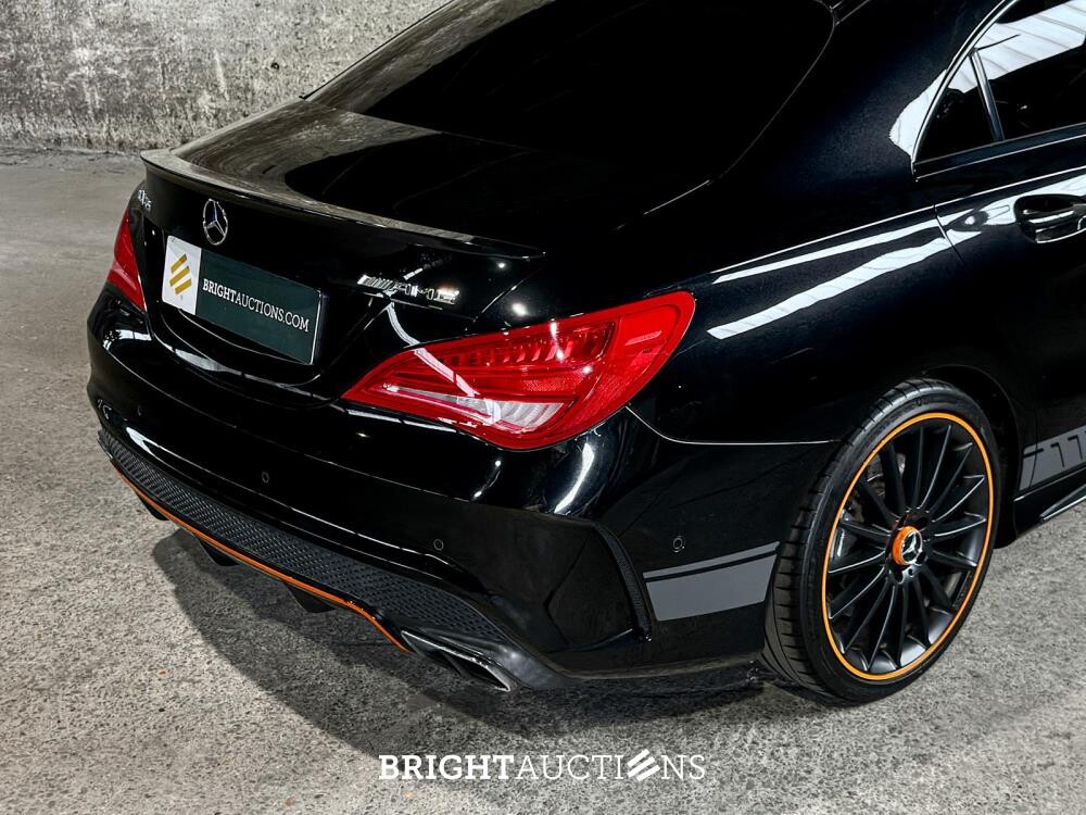 Mercedes-Benz CLA45 4Matic OrangeArt Edition CLA-klasse 360pk 2015, NL-Kenteken