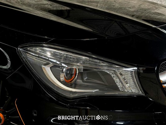 Mercedes-Benz CLA45 4Matic OrangeArt Edition CLA-klasse 360pk 2015, NL-Kenteken
