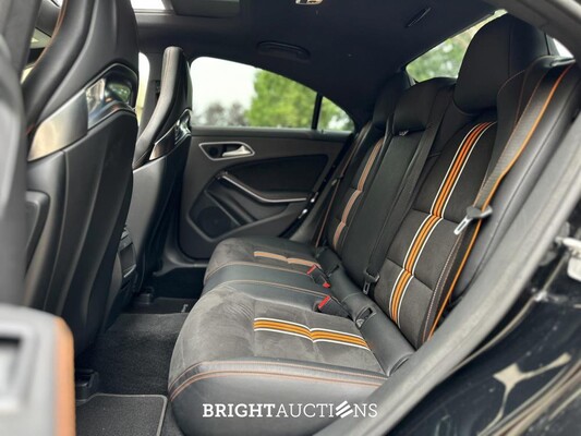 Mercedes-Benz CLA45 4Matic OrangeArt Edition CLA-klasse 360pk 2015, NL-Kenteken