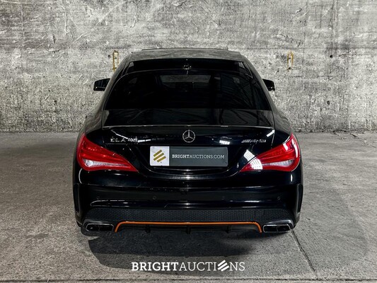 Mercedes-Benz CLA45 4Matic OrangeArt Edition CLA-klasse 360pk 2015, NL-Kenteken