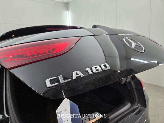 Mercedes-Benz CLA180 Shooting Brake Luxury Line 136pk 2023 (Origineel-NL) CLA-Klasse, S-772-XJ