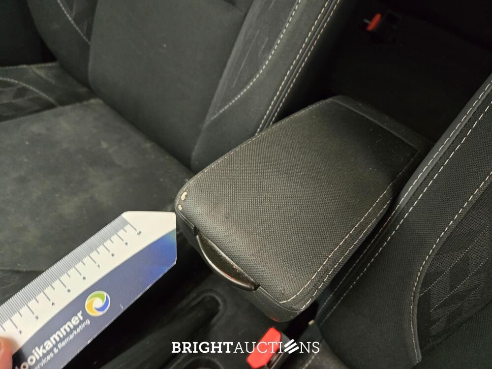 Renault Clio Estate Limited 0.9 TCe 90pk 2020 (Origineel-NL), J-701-FF