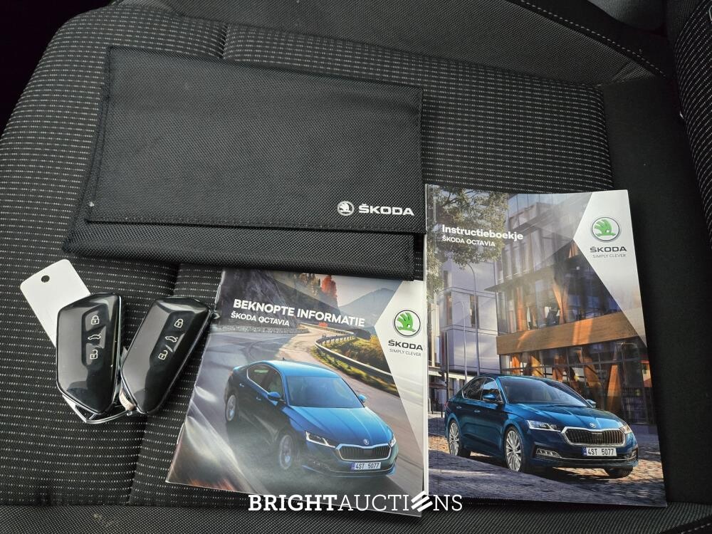 Škoda Octavia Combi Business Edition 1.0 TSI 110pk 2021 (Origineel-NL), L-309-SN