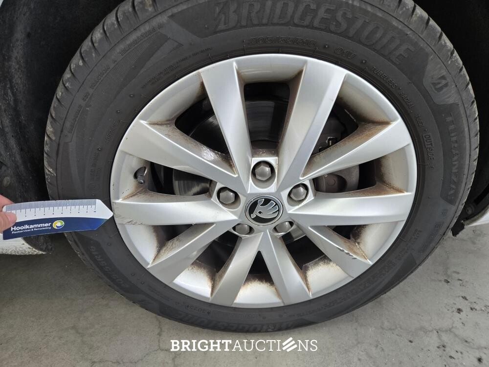 Škoda Octavia Combi Greentech Clever Edition 1.0 TSI 116pk 2019 (Origineel-NL), G-392-GD
