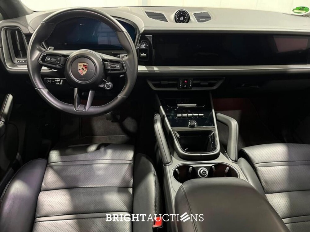 Porsche Cayenne Coupe E-Hybrid Sport Chrono Lucht Inno Drive MY24 NW Model 3.0 470pk 2023, MHA787E