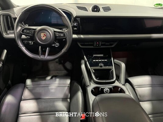 Porsche Cayenne Coupe E-Hybrid Sport Chrono Lucht Inno Drive MY24 NW Model 3.0 470pk 2023, MHA787E