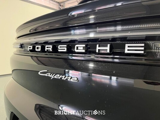 Porsche Cayenne Coupe E-Hybrid Sport Chrono Lucht Inno Drive MY24 NW Model 3.0 470pk 2023, MHA787E