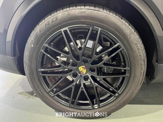 Porsche Cayenne Coupe E-Hybrid Sport Chrono Lucht Inno Drive MY24 NW Model 3.0 470pk 2023, MHA787E