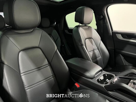 Porsche Cayenne Coupe E-Hybrid Sport Chrono Lucht Inno Drive MY24 NW Model 3.0 470pk 2023, MHA787E