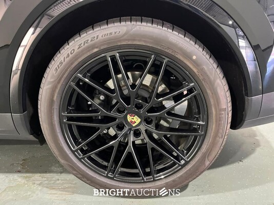 Porsche Cayenne Coupe E-Hybrid Sport Chrono Lucht Inno Drive MY24 NW Model 3.0 470pk 2023, MHA787E