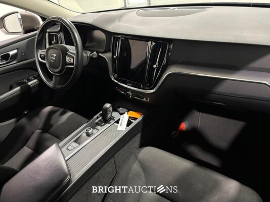 Volvo V60 B3 Momentum Advantage 2.0 163pk 2021 (Origineel-NL), L-461-GV