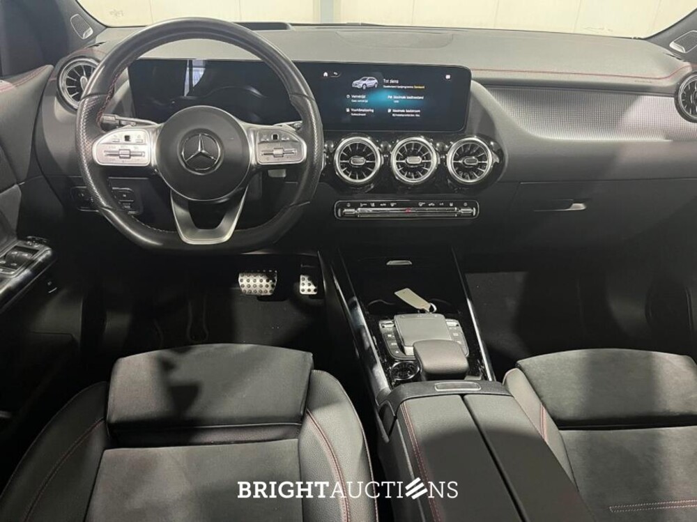 Mercedes-Benz EQA 25067 Business Solution AMG 67 kWh 190pk 2021 (Origineel-NL) EQA-Klasse, L-216-SF