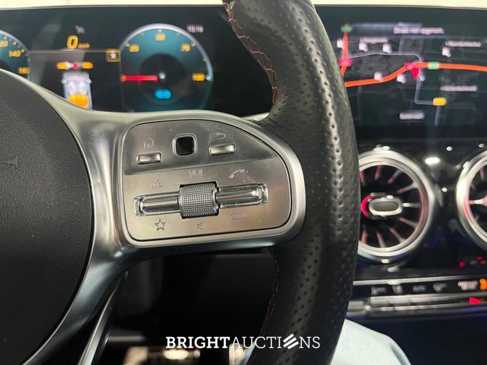 Mercedes-Benz EQA 25067 Business Solution AMG 67 kWh 190pk 2021 (Origineel-NL) EQA-Klasse, L-216-SF