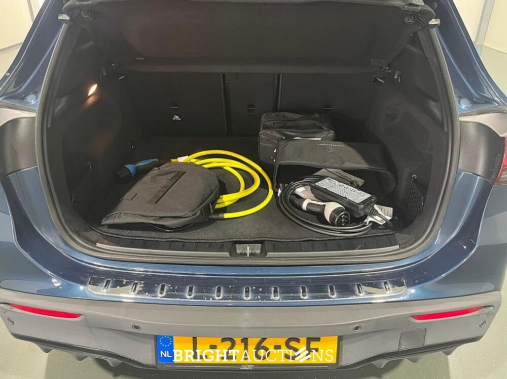 Mercedes-Benz EQA 25067 Business Solution AMG 67 kWh 190pk 2021 (Origineel-NL) EQA-Klasse, L-216-SF