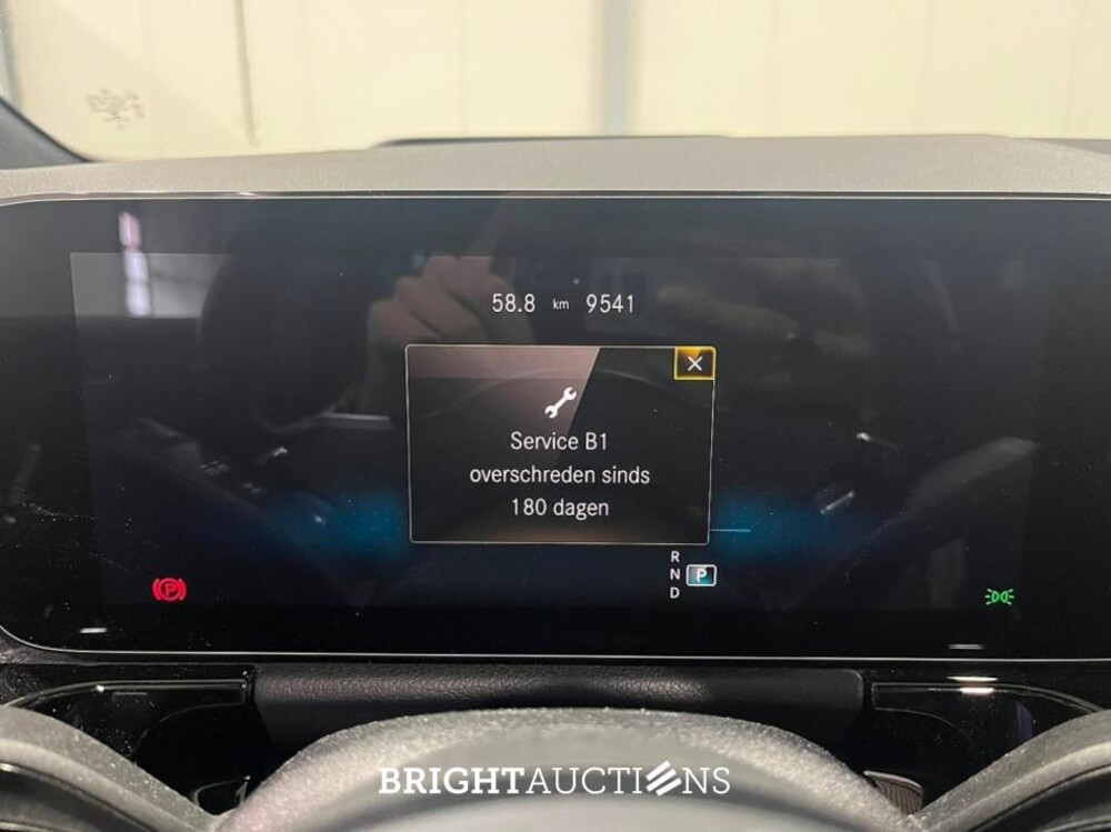 Mercedes-Benz EQA 25067 Business Solution AMG 67 kWh 190pk 2021 (Origineel-NL) EQA-Klasse, L-216-SF