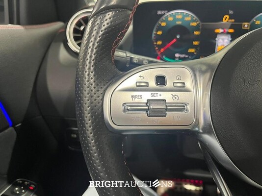 Mercedes-Benz EQA 25067 Business Solution AMG 67 kWh 190pk 2021 (Origineel-NL) EQA-Klasse, L-216-SF