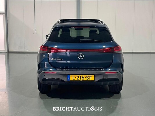 Mercedes-Benz EQA 25067 Business Solution AMG 67 kWh 190pk 2021 (Origineel-NL) EQA-Klasse, L-216-SF