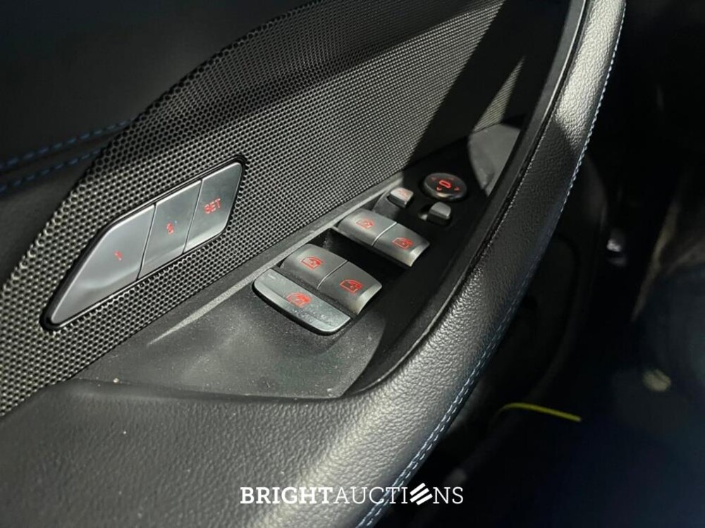 BMW i4 eDrive40 High Executive M-pakket 84 kWh 340pk 2022 (Origineel-NL), S-596-BD