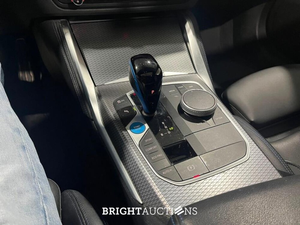 BMW i4 eDrive40 High Executive M-pakket 84 kWh 340pk 2022 (Origineel-NL), S-596-BD
