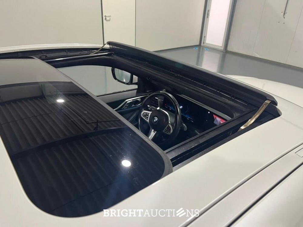 BMW i4 eDrive40 High Executive M-pakket 84 kWh 340pk 2022 (Origineel-NL), S-596-BD