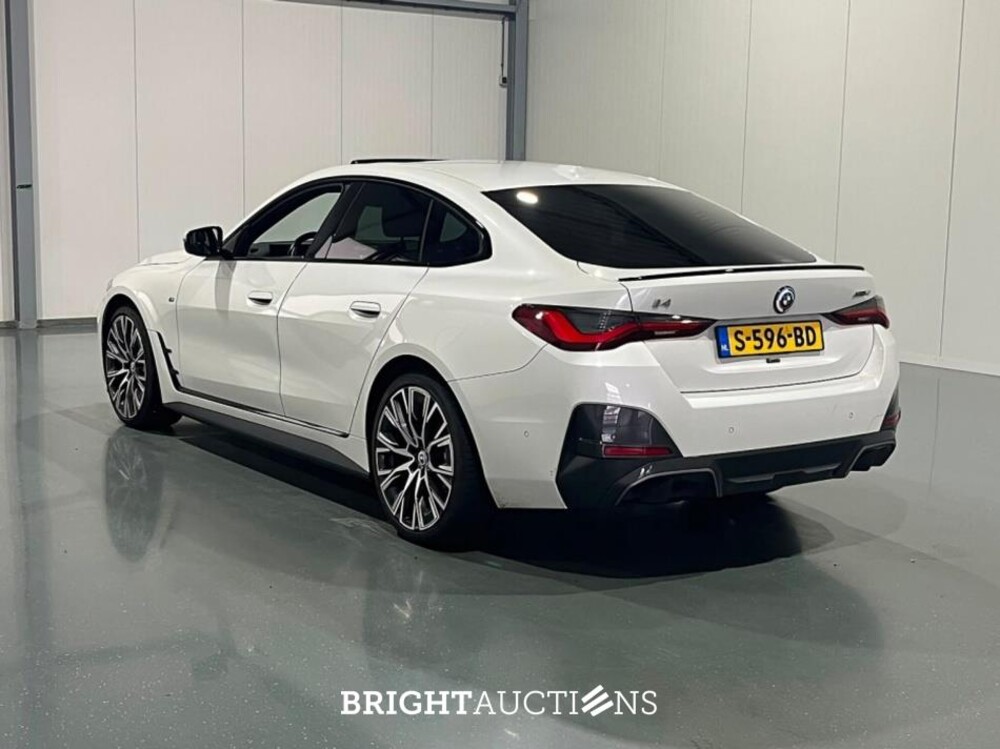 BMW i4 eDrive40 High Executive M-pakket 84 kWh 340pk 2022 (Origineel-NL), S-596-BD