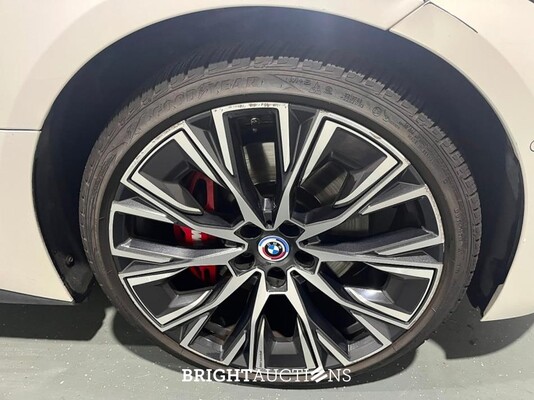 BMW i4 eDrive40 High Executive M-pakket 84 kWh 340pk 2022 (Origineel-NL), S-596-BD