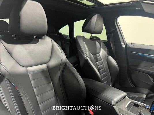 BMW i4 eDrive40 High Executive M-pakket 84 kWh 340pk 2022 (Origineel-NL), S-596-BD