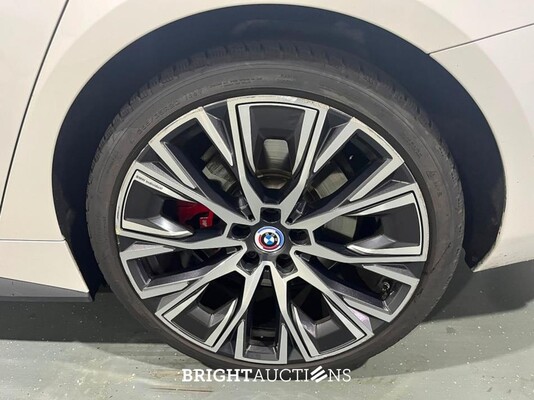 BMW i4 eDrive40 High Executive M-pakket 84 kWh 340pk 2022 (Origineel-NL), S-596-BD