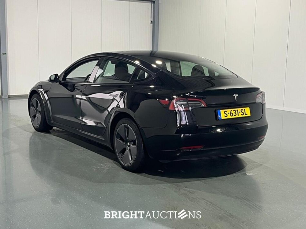 Tesla Model 3 Standard RWD Plus AMD Ryzen 60 kWh 238pk 2023 (Origineel-NL), S-631-SL