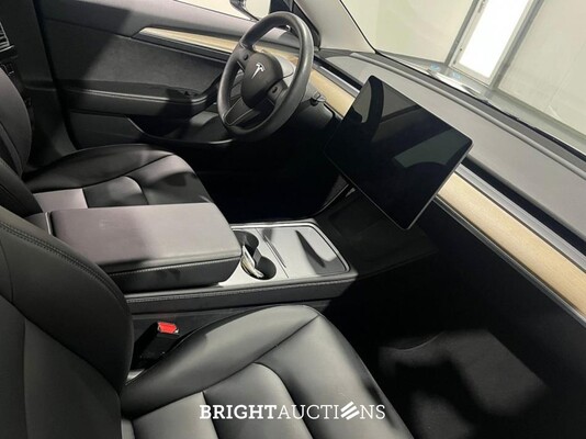 Tesla Model 3 Standard RWD Plus AMD Ryzen 60 kWh 238pk 2023 (Origineel-NL), S-631-SL