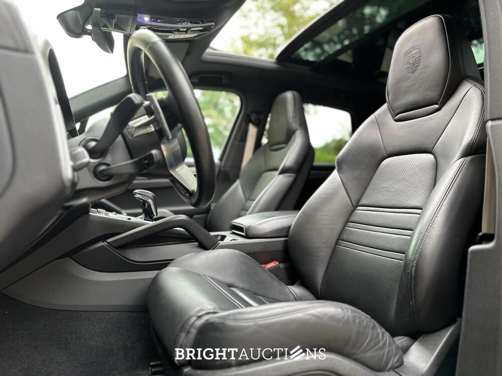 Porsche Cayenne E-Hybrid Platinum Edition 3.0 V6 462pk 2023 (Origineel-NL), NL-kenteken