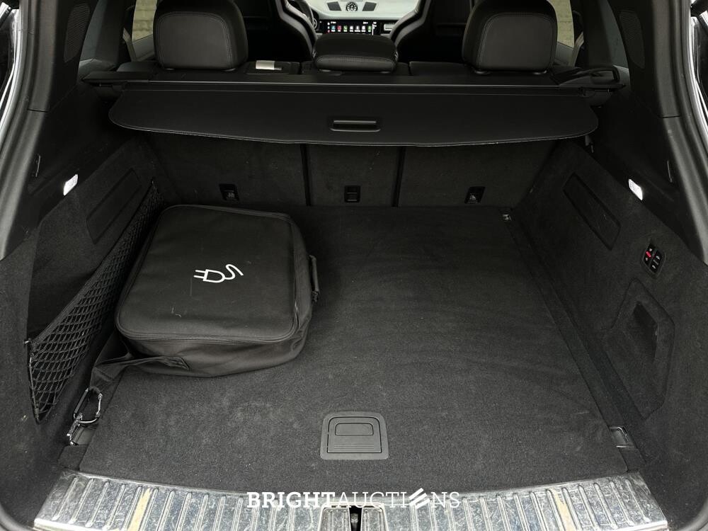 Porsche Cayenne E-Hybrid Platinum Edition 3.0 V6 462pk 2023 (Origineel-NL), NL-kenteken -Sport-Chrono-