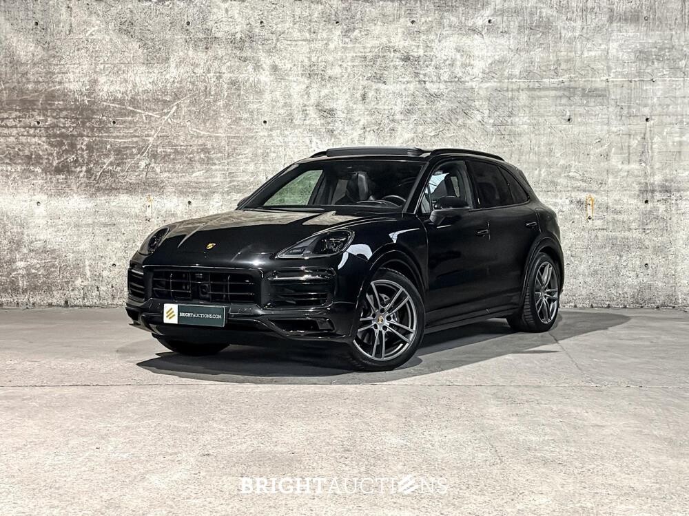 Porsche Cayenne E-Hybrid Platinum Edition 3.0 V6 462pk 2023 (Origineel-NL), NL-kenteken -Sport-Chrono-