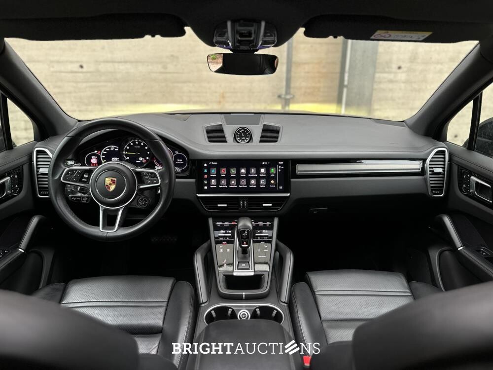 Porsche Cayenne E-Hybrid Platinum Edition 3.0 V6 462pk 2023 (Origineel-NL), NL-kenteken -Sport-Chrono-