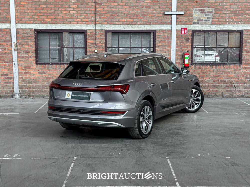 Audi e-tron 55 quattro Advanced edition 95 kWh 408pk 2021 (Origineel-NL+1e eigenaar), N-206-TT